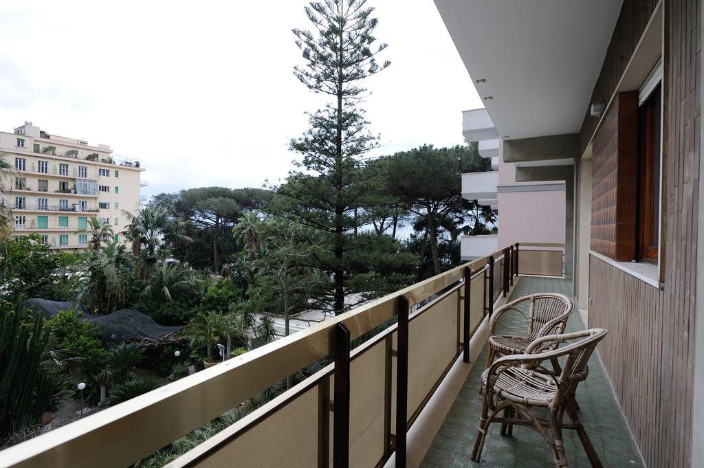 Tizi Apartments Corso Reginna Maiori Bagian luar foto