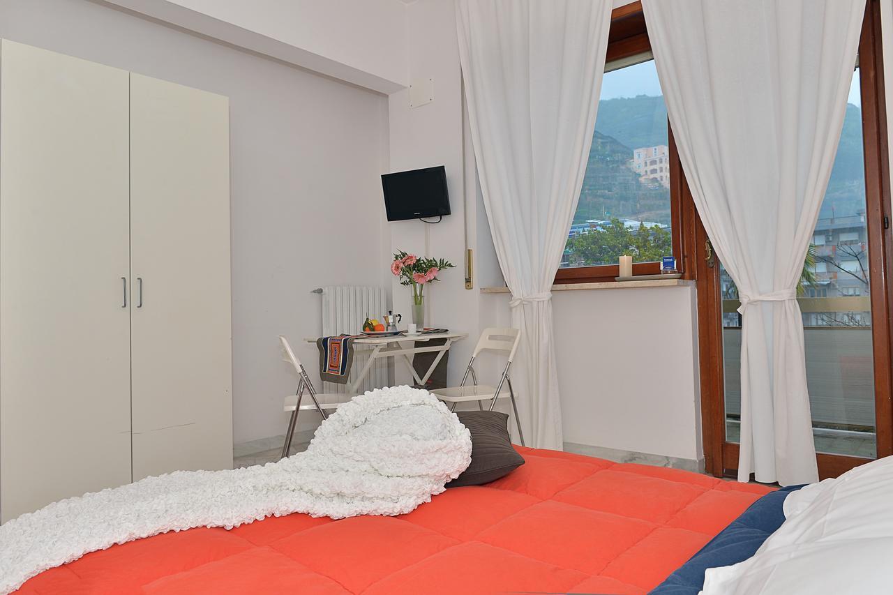 Tizi Apartments Corso Reginna Maiori Bagian luar foto